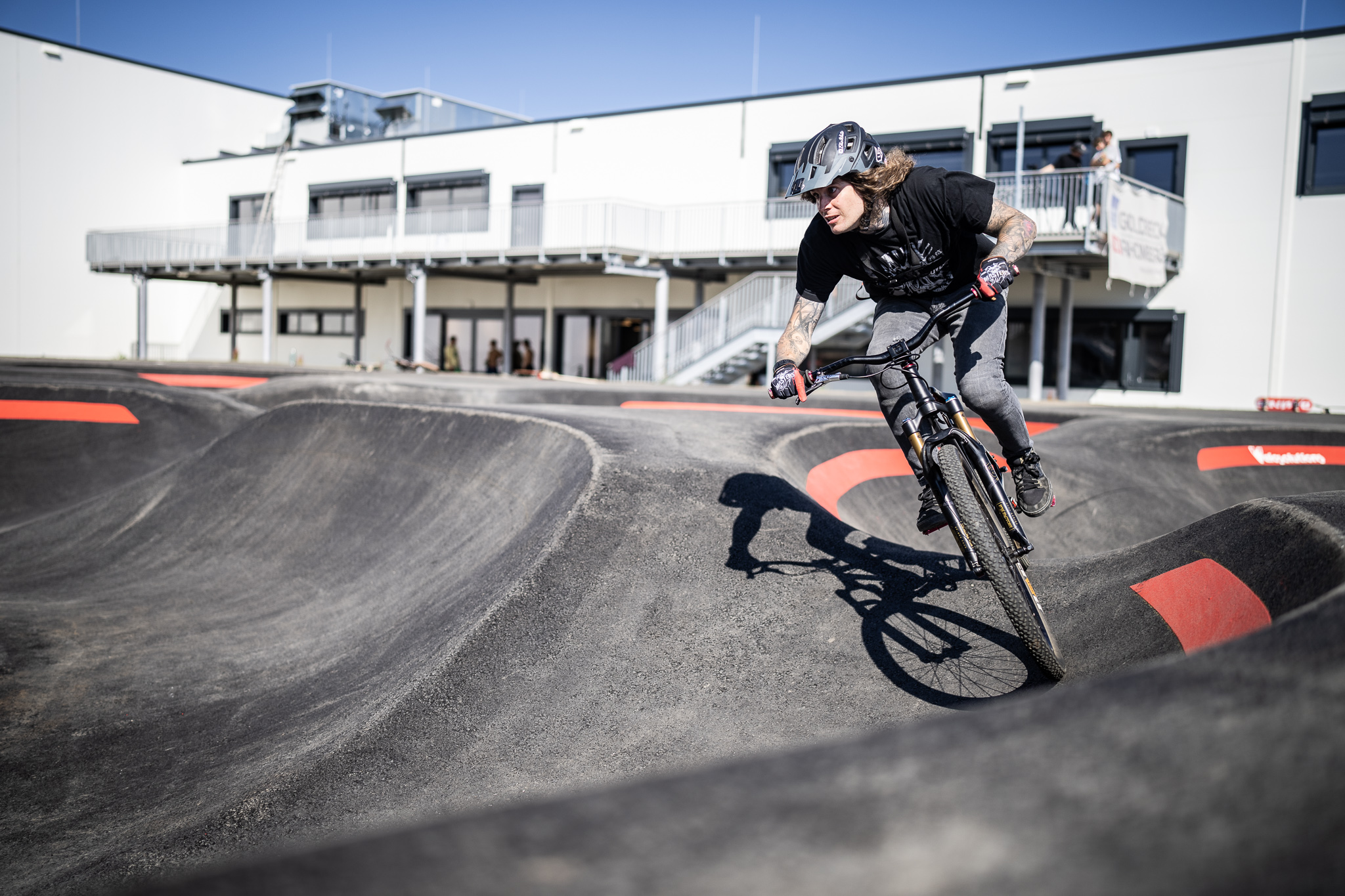 Trampolinhalle; jumpworldone; jumpone; klagenfurt; freizeit; indoor; scooterpark; kleinkinder; playground; familie; familienkarte; verein; sportclub; guenstig; kaernten card; freitzeit; angebot; abo; 10er block; oeffnungszeiten; suedring; kosten; trampolinwelt; ninja warrior; trainer; anleitungen; pumptrack; fahrrad; roller; parkplatz vor der Tuer; fitnesscenter; sportpark; stadion; jumpzone; kaernten; oesterreich; jumping; in der naehe; wintersport; indoorhalle; in der naehe; trampolin land; workout; werbung; marketing; fit in; stadion; familienpreise; preiswert; lustig; training fuer den ganzen koerper; kaernten werbung; foto; viedeo; kinder; geburtstagparty; betriebsausflug; werbeflaechen; angebot; schulen; vereine; schooljump; pullover; tdhirt; muetze; kappe; regenschirm; tickets; online; reservieren; buchen; fun; funsport; arena; gastronomie; getraenke; speisen; essen; vereinspreise; mitarbeiter; googlebussines; facebook; intagram; makeyourheartbeat; follow; your; heartbeat; meta; spezial angebote; halfpipe; parkour areale; profitrampoline; wall run; kursangebote; einladungen; team; email; reception; haftungsausschluesse; weihnachtsgeschenk; gutschein; info; ferien; wochenende; spass; freizeit; warm; auspowern; ganzen koerper trainieren; www.jumpworld.one; regionalwaerme; tina hafner; johann hafner; pletzer gruppe; hudelist sascha; kac; stadtwerke; adabei; geburtstagsgeschenk; bei jedem wetter; eladestation; eauto; kooperationen; ice disco; wiener prater; muttertag; vatertag; ostern; ueberraschungen; goodies; schluesselanhaenger; beschaeftigung kinder; klein und groß; antenne kaernten; ferienlager; schulsportwochen; reisebuero; reiseziel; insentieves; place tob e; scateboard; ski; eislaufen; neuer Standort; Wien; gratis springen; versperrbare Spinde; Duschen; sauber; trinkflasche; onlineshop;