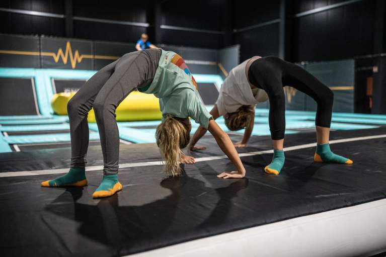 Trampolinhalle; jumpworldone; jumpone; klagenfurt; freizeit; indoor; scooterpark; kleinkinder; playground; familie; familienkarte; verein; sportclub; guenstig; kaernten card; freitzeit; angebot; abo; 10er block; oeffnungszeiten; suedring; kosten; trampolinwelt; ninja warrior; trainer; anleitungen; pumptrack; fahrrad; roller; parkplatz vor der Tuer; fitnesscenter; sportpark; stadion; jumpzone; kaernten; oesterreich; jumping; in der naehe; wintersport; indoorhalle; in der naehe; trampolin land; workout; werbung; marketing; fit in; stadion; familienpreise; preiswert; lustig; training fuer den ganzen koerper; kaernten werbung; foto; viedeo; kinder; geburtstagparty; betriebsausflug; werbeflaechen; angebot; schulen; vereine; schooljump; pullover; tdhirt; muetze; kappe; regenschirm; tickets; online; reservieren; buchen; fun; funsport; arena; gastronomie; getraenke; speisen; essen; vereinspreise; mitarbeiter; googlebussines; facebook; intagram; makeyourheartbeat; follow; your; heartbeat; meta; spezial angebote; halfpipe; parkour areale; profitrampoline; wall run; kursangebote; einladungen; team; email; reception; haftungsausschluesse; weihnachtsgeschenk; gutschein; info; ferien; wochenende; spass; freizeit; warm; auspowern; ganzen koerper trainieren; www.jumpworld.one; regionalwaerme; tina hafner; johann hafner; pletzer gruppe; hudelist sascha; kac; stadtwerke; adabei; geburtstagsgeschenk; bei jedem wetter; eladestation; eauto; kooperationen; ice disco; wiener prater; muttertag; vatertag; ostern; ueberraschungen; goodies; schluesselanhaenger; beschaeftigung kinder; klein und groß; antenne kaernten; ferienlager; schulsportwochen; reisebuero; reiseziel; insentieves; place tob e; scateboard; ski; eislaufen; neuer Standort; Wien; gratis springen; versperrbare Spinde; Duschen; sauber; trinkflasche; onlineshop;